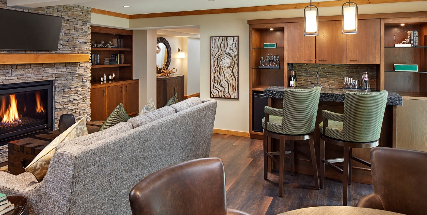 The Landing Tahoe Lakefront 1 Bedroom with a Wet Bar