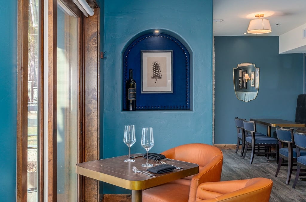 Lakeside Dining Table